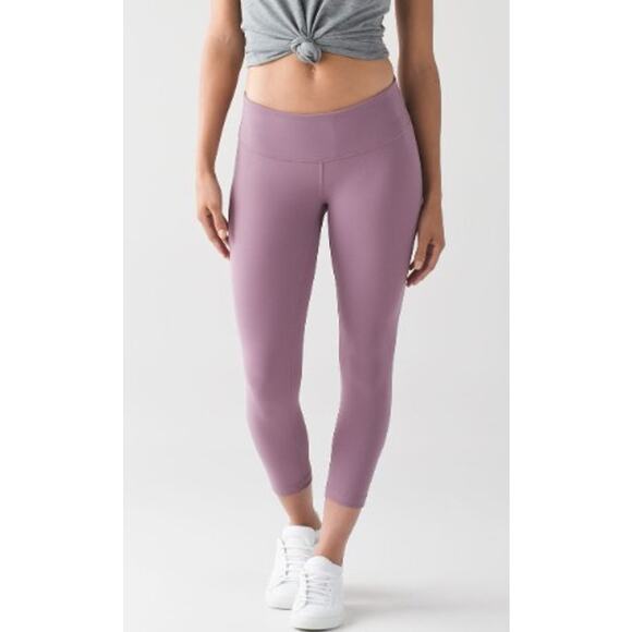 Lululemon Wunder Under Crop III 4 - Picture 1 of 5